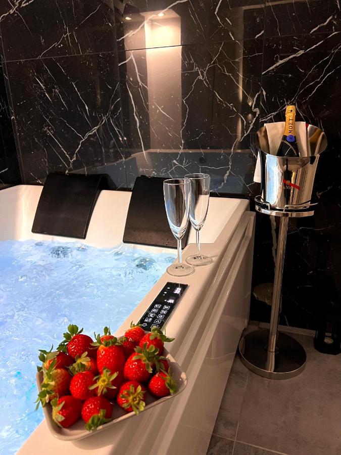 Real Suite Spa Palermo Buitenkant foto